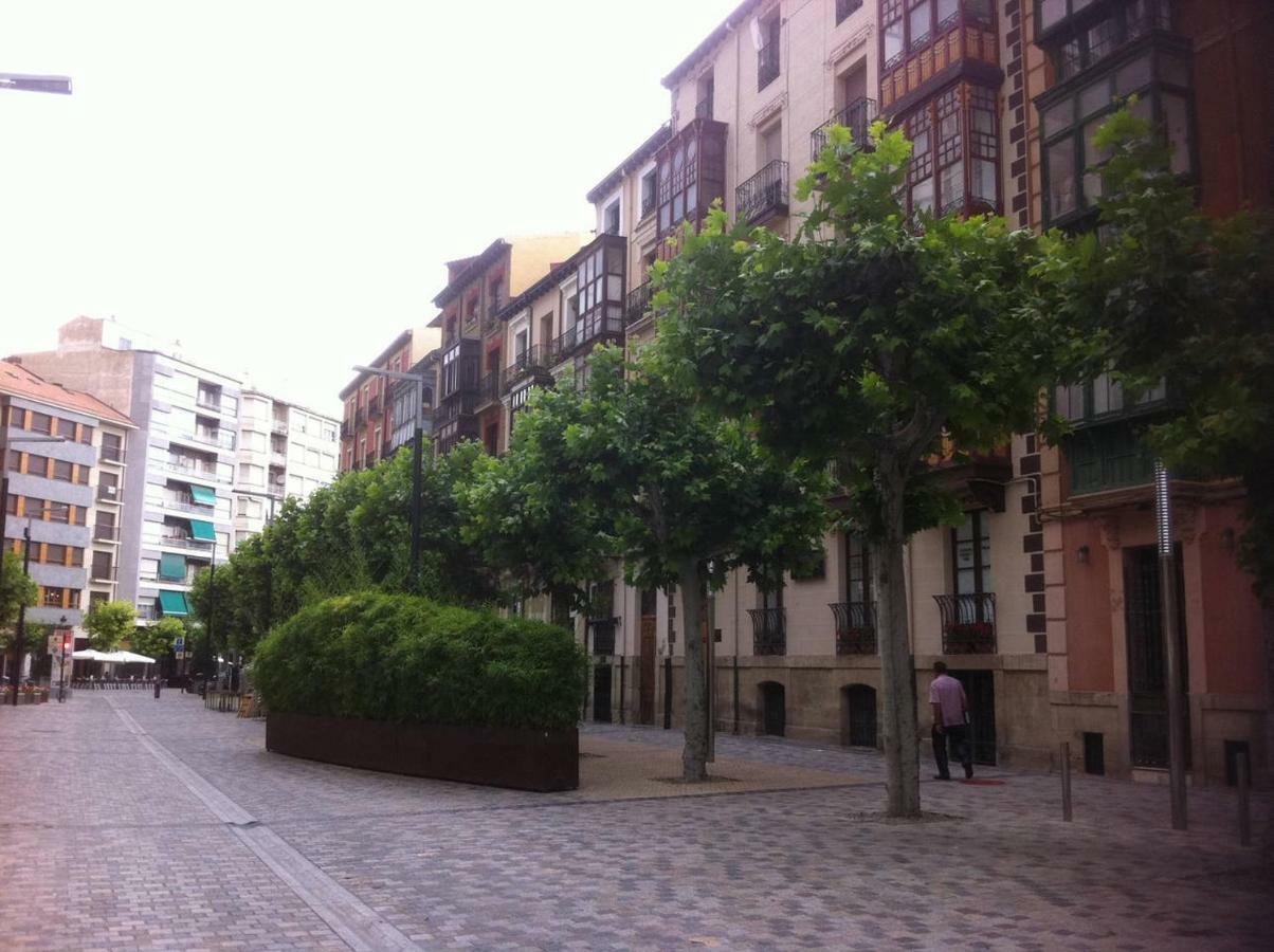 Piso Con Encanto En Zona De Tapas Логроньо Екстериор снимка